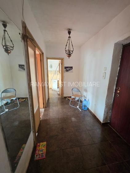 Calea Giulesti, chiar vav stadion, stradal, vedere fata, bloc 1989, 77 mp - 14