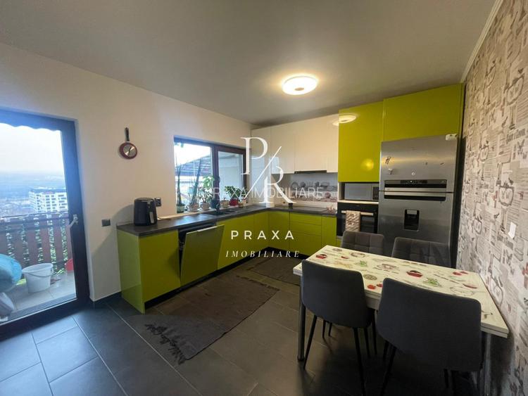 Duplex de vanzare, 5 camere, cu curte, pe strada Razoare! - 3