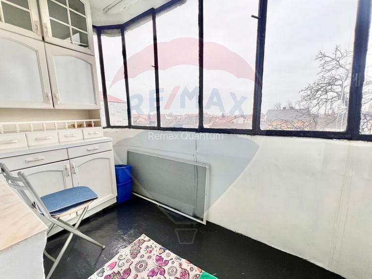 De închiriat apartament cu 2 camere în zona Decebal - 11