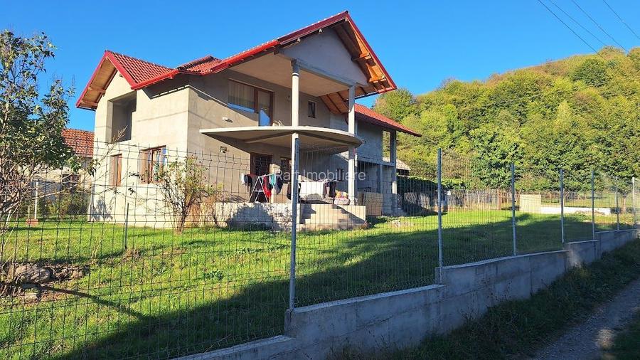Casa de Vanzare Corbeni- Oestii- Arges - 3