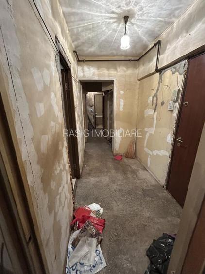 Vanzare apartament 3 camere Drumul Taberei - 5