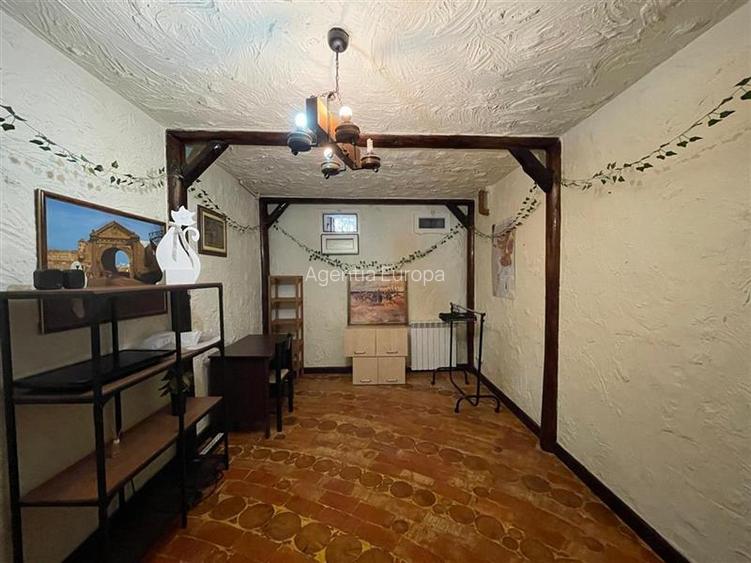 Apartament cu 3 camere de inchiriat zona Babadag-Peco Tulcea - 12