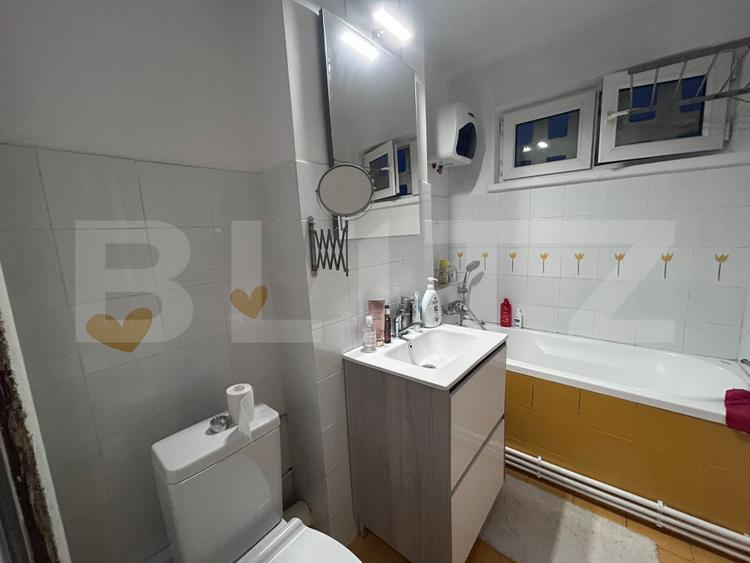 Apartament 4 camere, 95 mp utili, zona Rovine