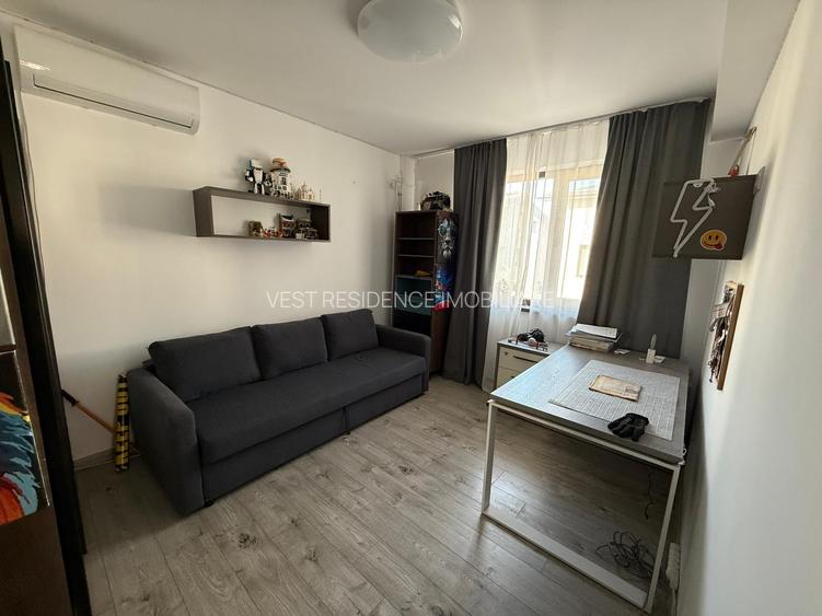 Casa de vanzare cu mansarda, complet mobilata si utilata, 4 camere - 9