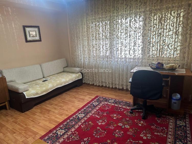 Apartament 2 camere decomandat de vânzare – Str. Soveja - 2