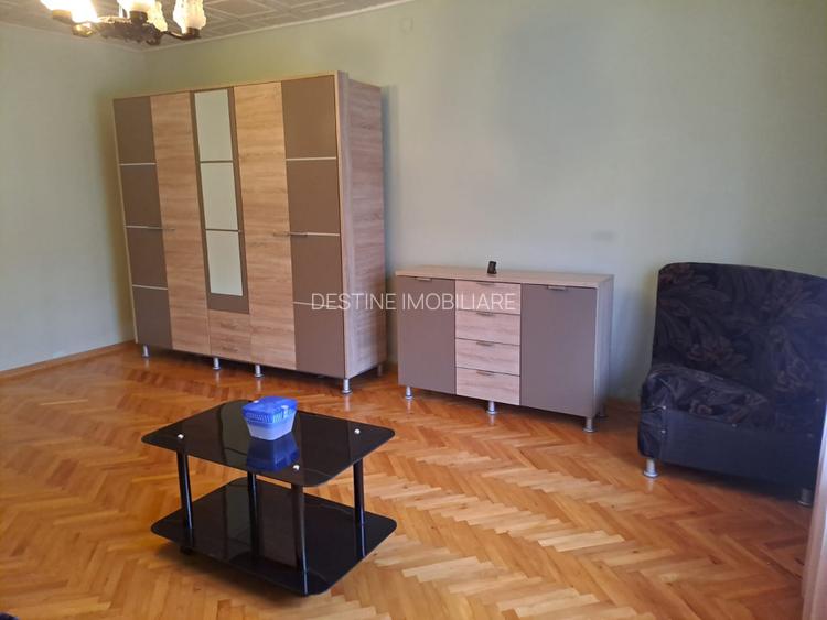 CASA DE VANZARE IN HD - 2