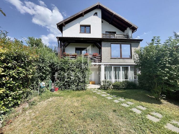 Casă cochetă cu teren generos și panoramă Chinteni - 28