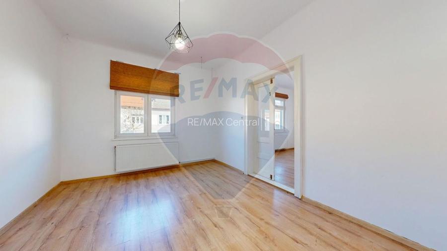 Închiriere casă cu 500 mp curte – ideală pentru familie - 2