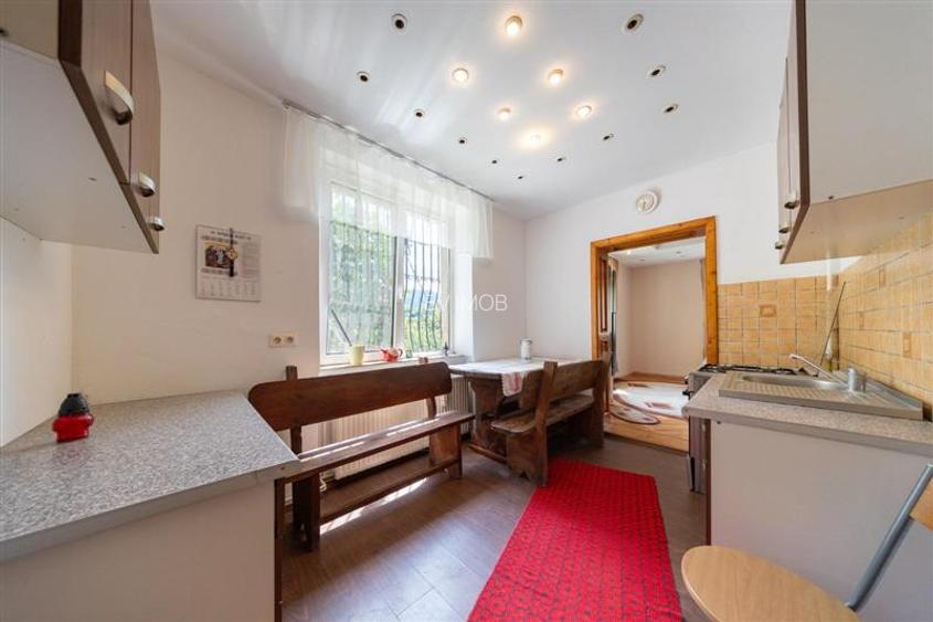 Vanzare apartament 3 camere in Vila pe Drumul de Poiana - 25