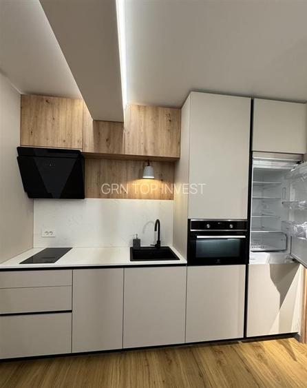 Apartament 2 camere balcon si parcare zona Strand - 9
