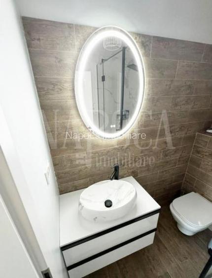 Casa 5 camere de vanzare in Floresti - 9