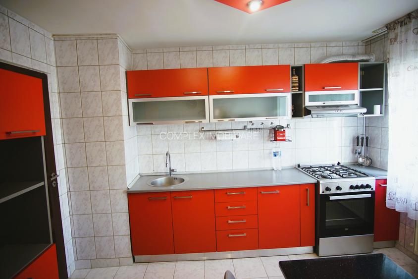 13 Septembrie | Metrou Orizont | Modern | LOC PARCARE | Centrală de bloc | 2 băi - 13
