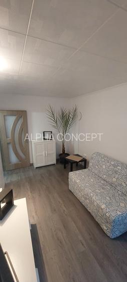 Năvodari-Zona Sud-garsoniera decomandată, S-24mp,parter,gaze la ușa. - 2