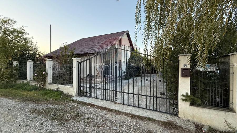 Casă / Vilă cu 5 camere - 2