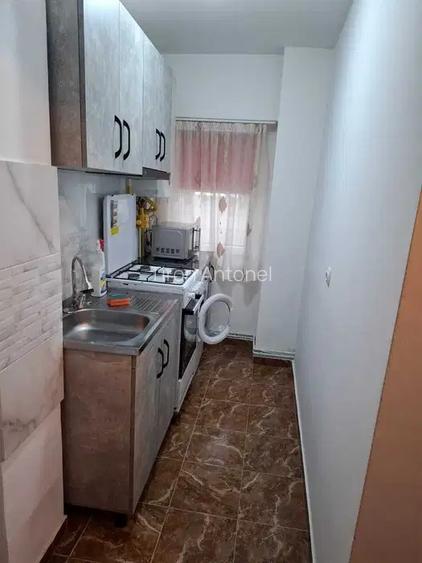 Inchiriez Apartament 1 Camera 32mp, Str. Privighetorilor, Parter - 5