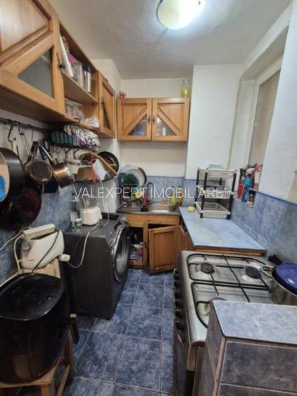 Metrou 1 Decembrie 1918, 2 cam, decom, loc de parcare, et. 7/10 - 8