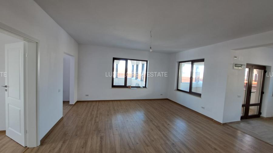 CASA 4 CAMERE CU SUPRAFATA GENEROASA IN  STIL NEOROMANESC - 16