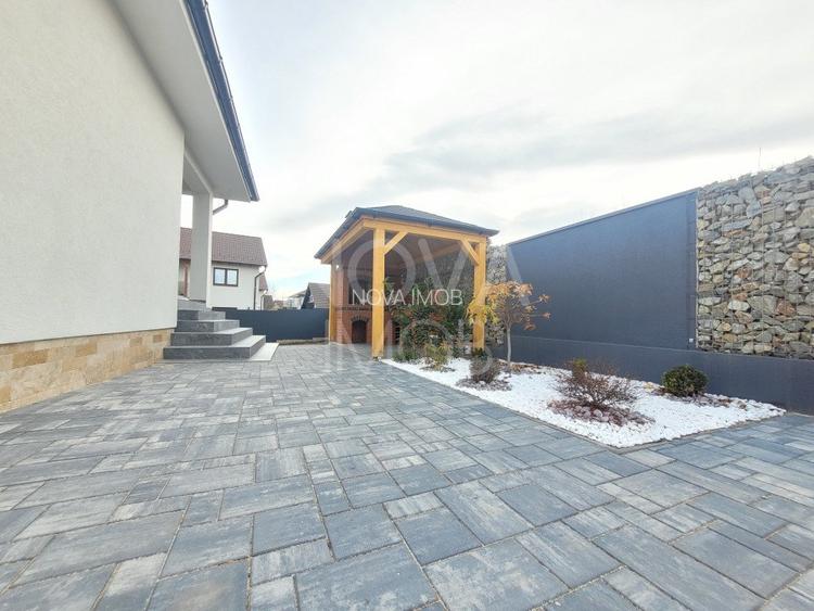 Casa individuala pe un singur nivel cu garaj dublu - Selimbar - 5