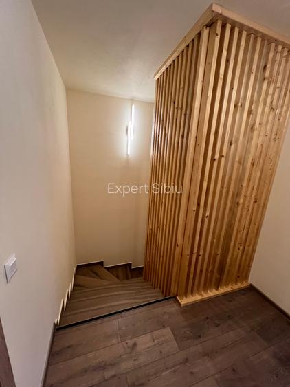 Închiriez casă 3 camere decomandate – tip duplex, zona Calea Cisnădiei - 22