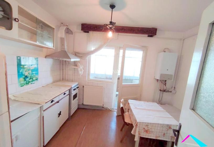 3 Camere Decomandate, Et 3/4, Zona Bistrita Lac - 7