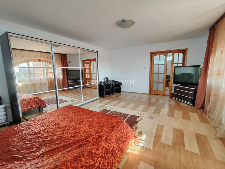 Vila P+2 de ichiriat zona KM 5 - 12