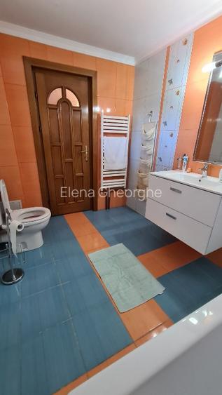 Apartament 4 camere spatios , zona Trocadero  - 12