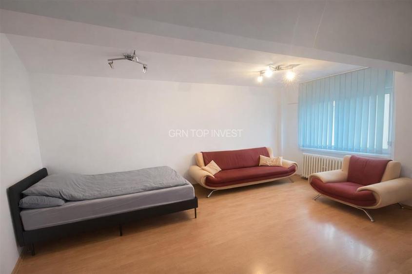 Apartament la etajul 1 cu 4 camere in Vasile Aaron - 5