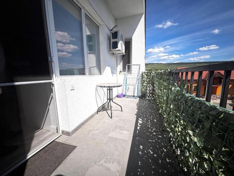 Apartament 3 camere de vanzare in Floresti - 7