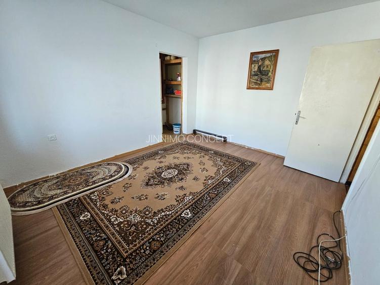 Apartament, 2 Camere, Micro 1 - 3