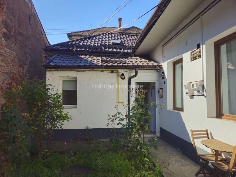 Casa finisata la curte comuna, 56 mp, 2 camere - zona Centrala - 12