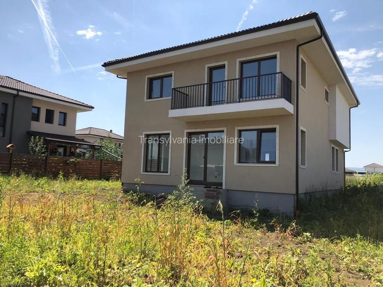 Casa de vanzare in Dezmir | 149 utili | 2 parcari - 4