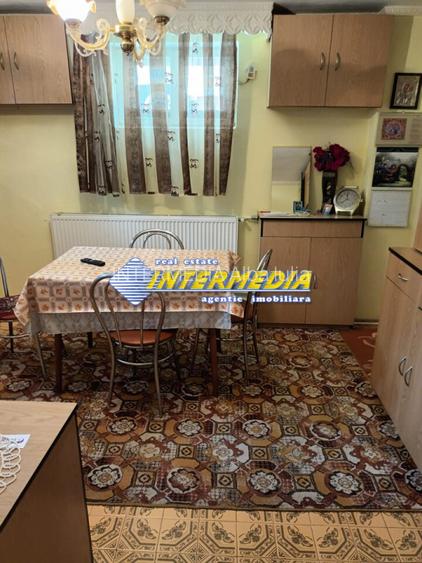 Casa de vanzare cu 4 camere in Cetate S+P+E zona Schit cu teren aferent 800 mp - 4