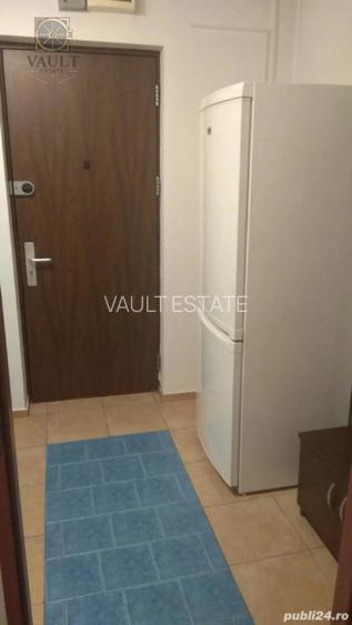 Garsoniera - Teiul Doamnei - 2