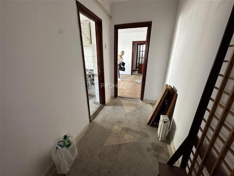 Pictor Aman, 2 camere, etaj 1, de renovat! - 5
