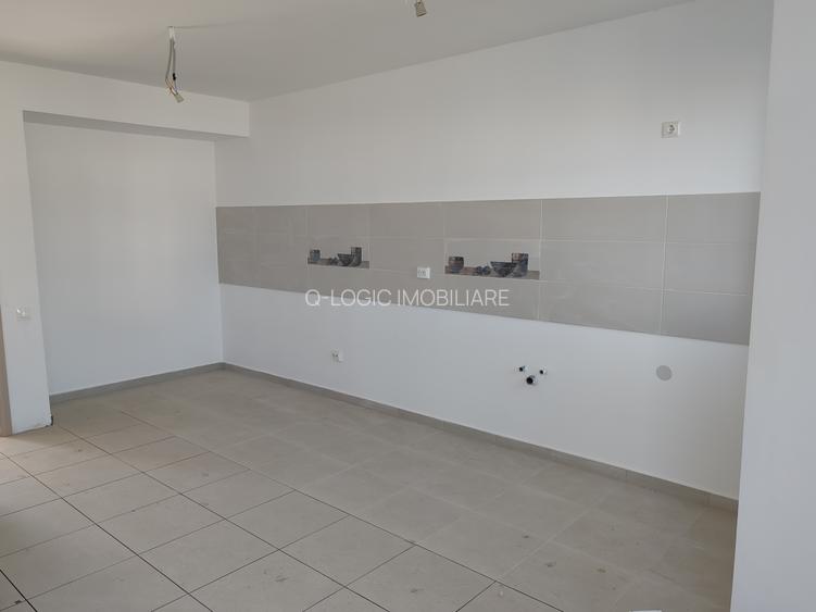 Casa 4 camere libera la vanzare SANPETRU - iesirea spre Harman - 4