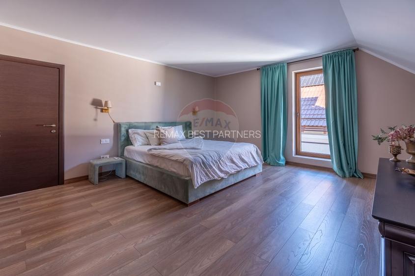 Proprietate exclusivista de vanzare: 2 case | 9 camere | 2000 mp teren - 13