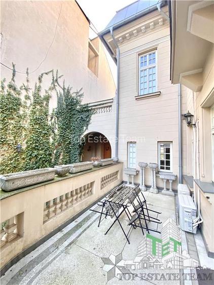 Vanzare vila interbelica reconsolidata si renovata in zona Armeneasca - 9