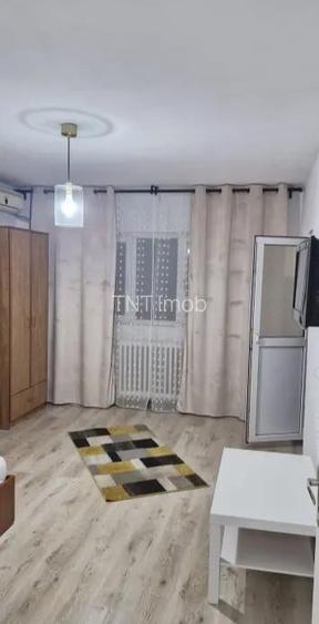 Garsonieră decomandată | renovată complet | Hanul Drumețului | etaj 3/10 - 2