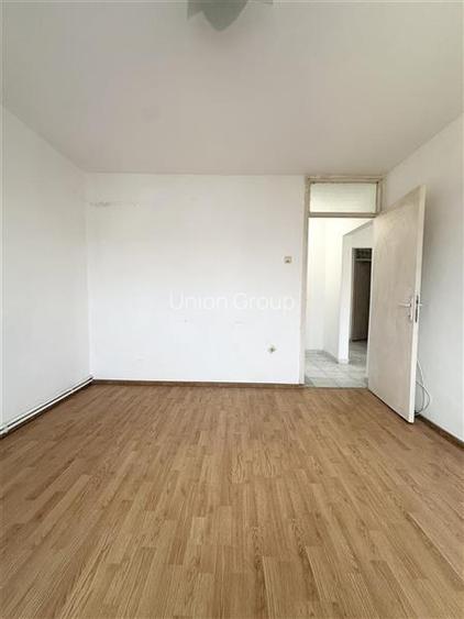 Apartament 4 Camere Decomandat, Etaj 2, Zona KM 4-5 - 7