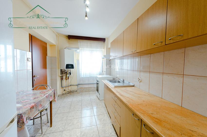 Apartament cu 4 camere  și centrală proprie,zona Alfa,Arad - 8