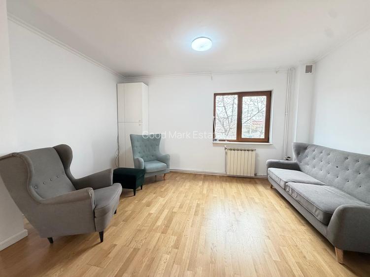 Vila de inchiriat Gherghitei | 7-8 camere | curte mare | acces rapid A3 - 4