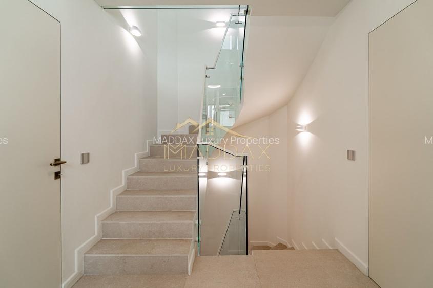 Vila Unica Noua cu 8 camere *300mp* // Dorobanti - 25