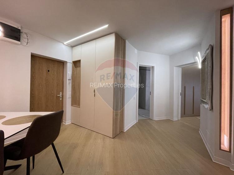 Apartament renovat, prima inchiriere - Piata Alba Iulia - 2