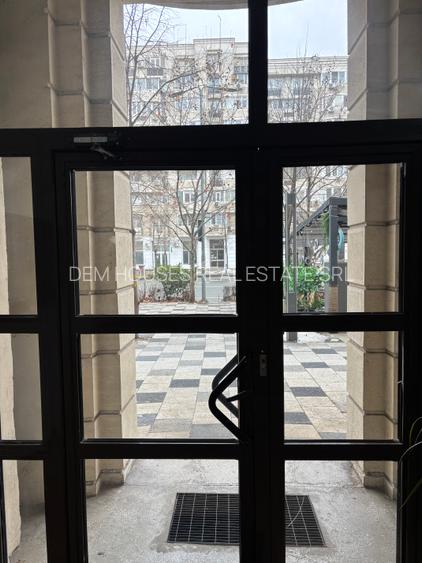Locatie exceptionala in centru,DECEBAL,stradal,monolit,vedere bulevard,pe sud - 5