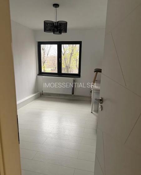 3 camere  decomandat  Drumul Taberei metrou Favorit AFI Cotroceni - 12