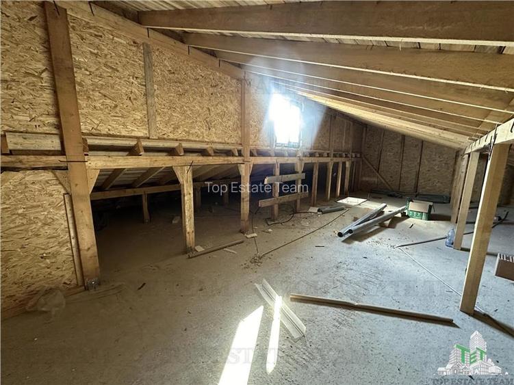 Vila cocheta cu 3 camere, dormitor matrimonall,  incalzire in pardoseala, terasa - 20