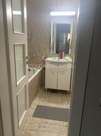 Gara bcr-apartament 2 camere decomandat 70 mp - 14