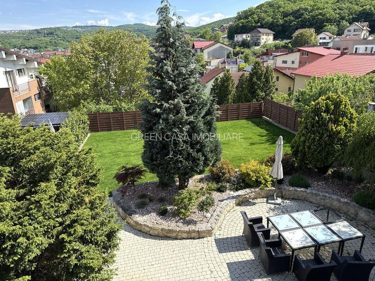 VILĂ EXCLUSIVISTĂ ÎN MĂNĂȘTUR CU GARAJ | 330 MP UTILI S+P+E | 800 MP TEREN - 3