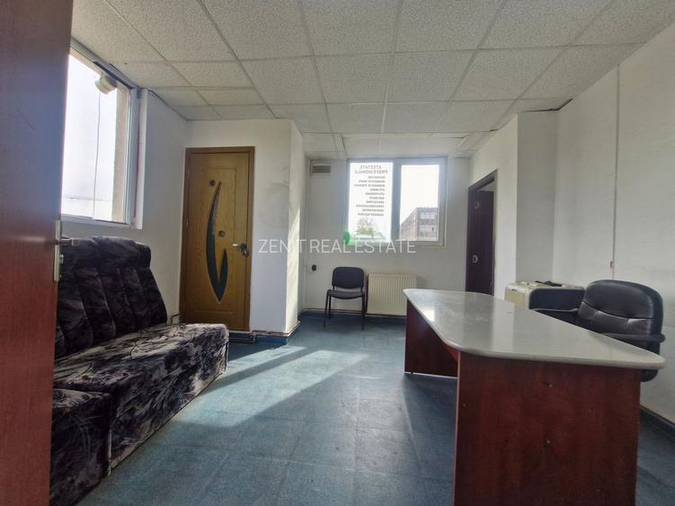 Bulevardul Basarabia // Spațiu Comercial // 3 Birouri