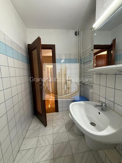 🏡 Apartament 3 Camere | Decomandat | 2 Băi | Parter | Zonă Excelentă - 20
